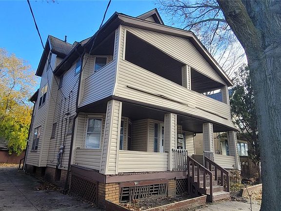 3rd image of 381 E 152nd St