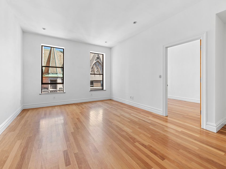 1st image of 154 W 70th St #9LK