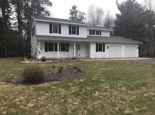 2460 Shadowview Cir, Plover, WI 54467