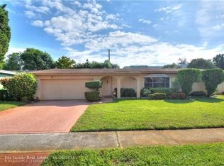 8120 NW 20th Ct, Sunrise, FL 33322