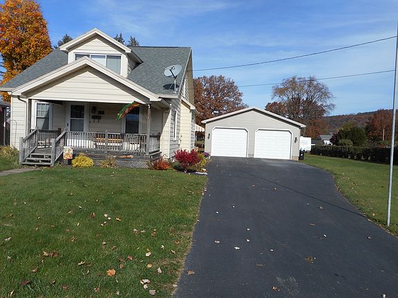 2nd image of 917 Weldon St