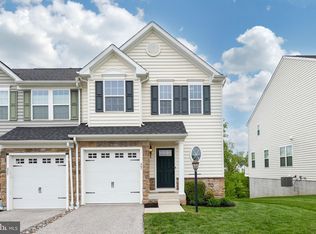 407 Sourwood Rd, Norristown, PA 19403