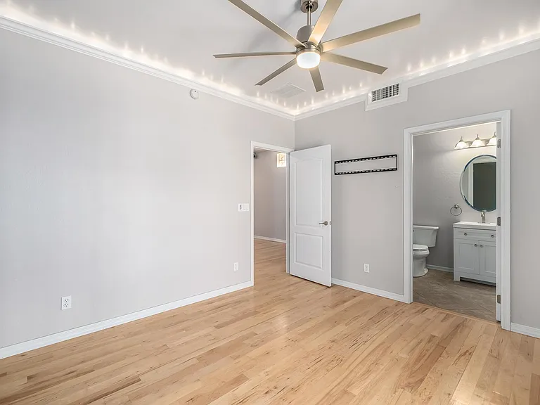 3435 E Lance Ln — Photo 16