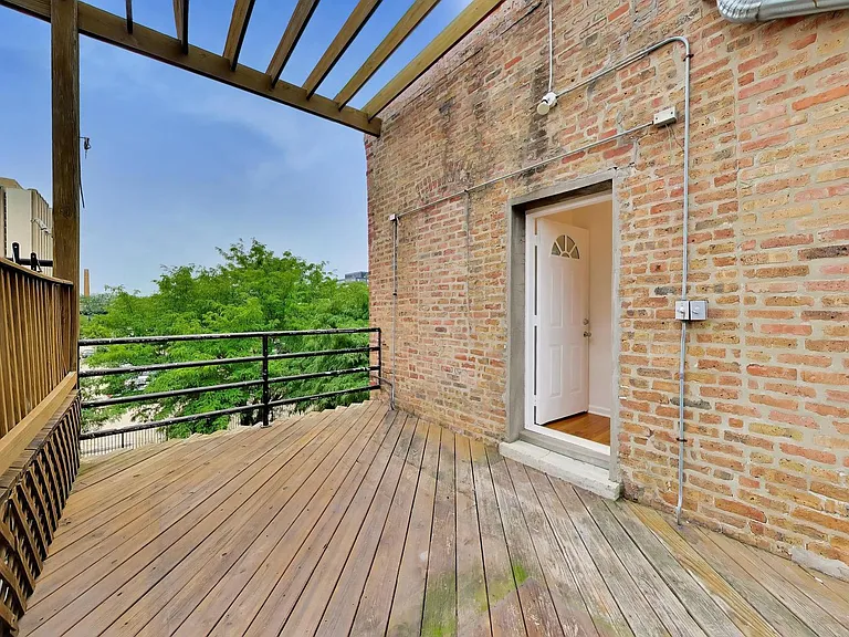 1301 N Oakley Blvd #2B — Photo 22