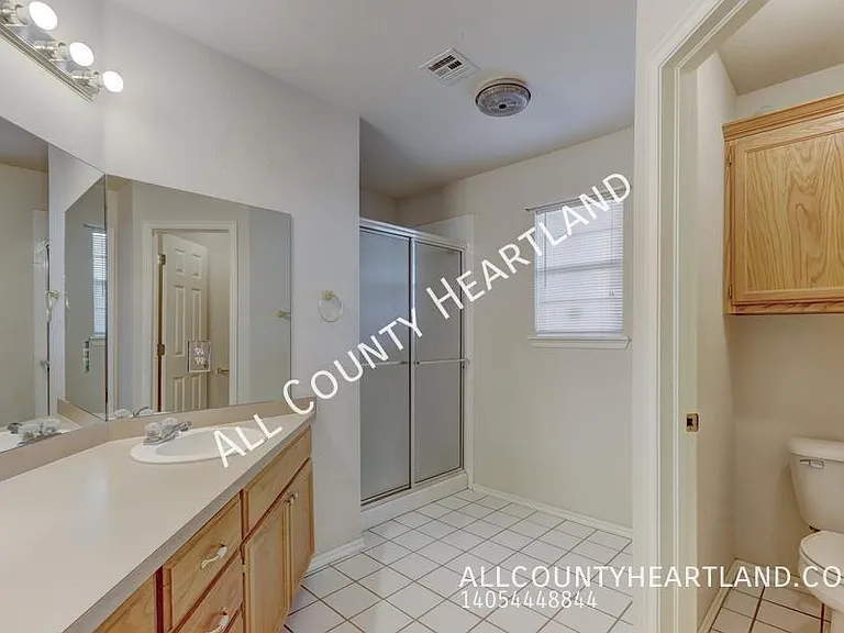12412 SW 11th St — Photo 13