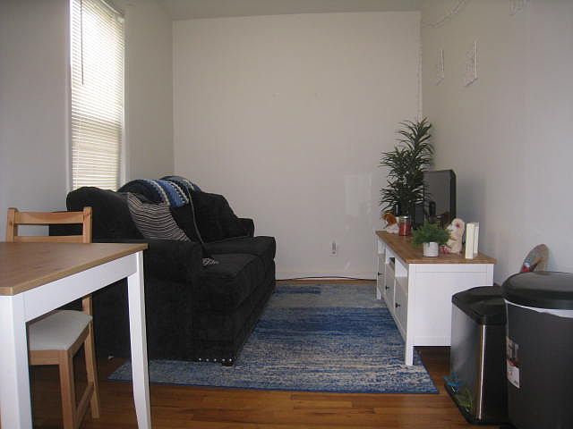 1st image of 2133 41st St APT A6