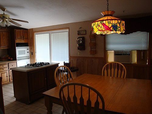 2nd image of 8 Blackwatch Ln