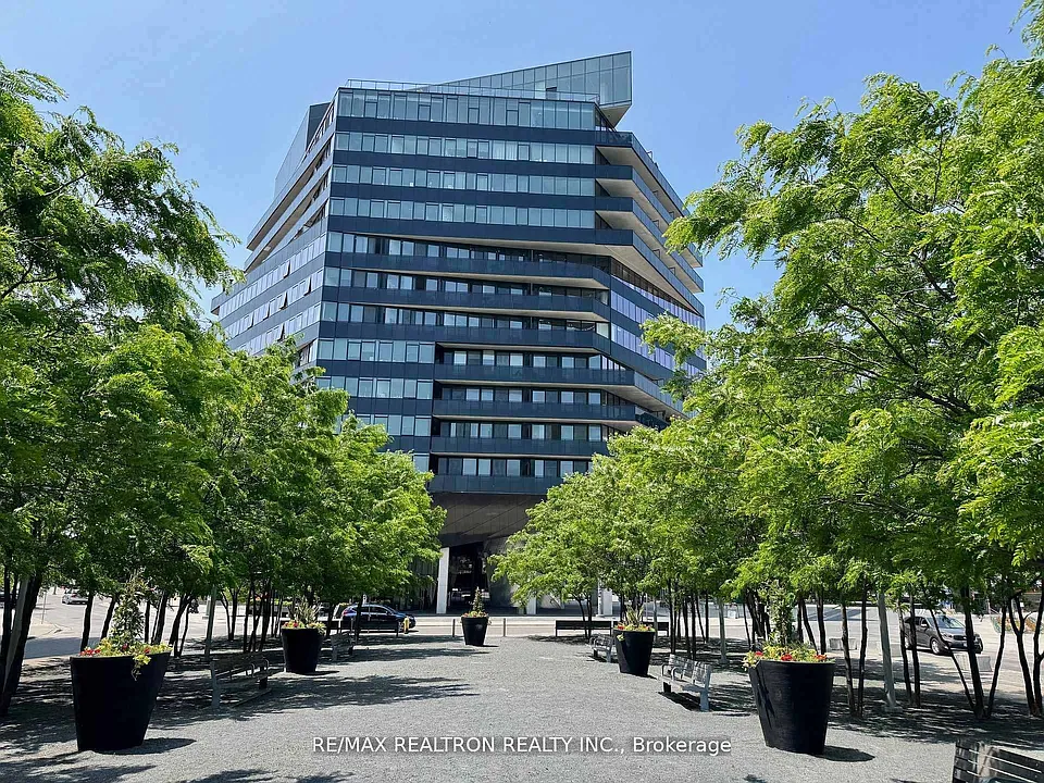 21 Lawren Harris Sq #1101