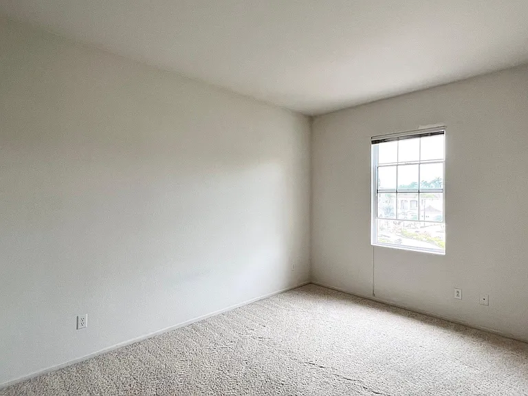 12214 Candy Rose Ct — Photo 25