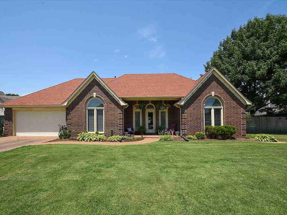 1st image of 8426 Springer Dr