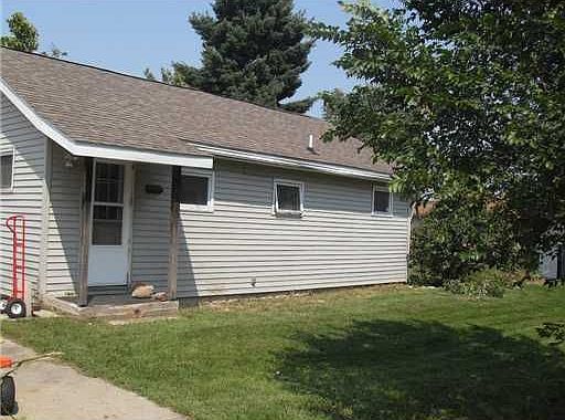 2nd image of 535 W Catalpa Dr