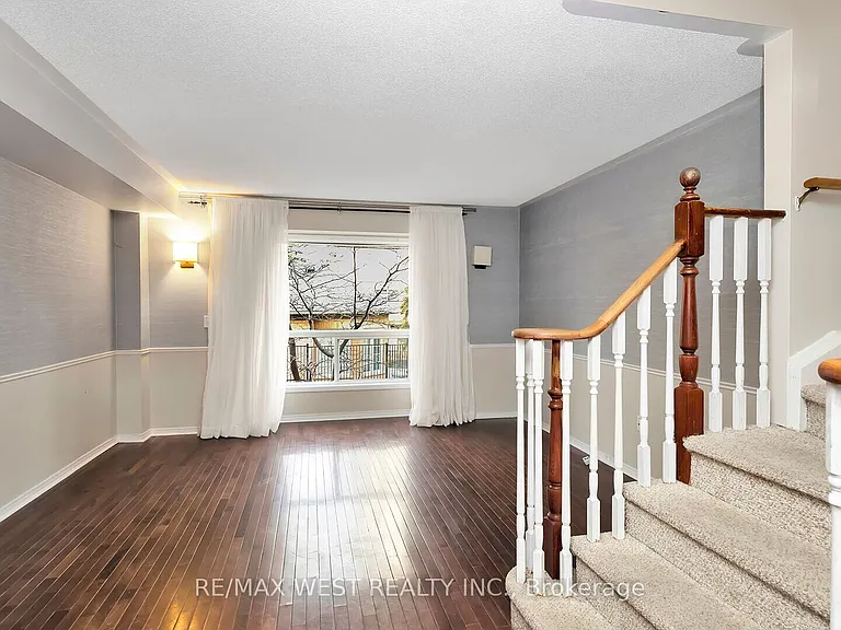 50 Strathaven Dr #75 — Photo 13