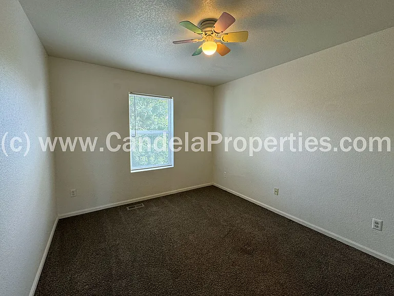 8008 Firecracker Trl — Photo 50