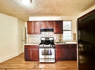 98 Van Nostrand Ave APT 1, Jersey City, NJ 07305
