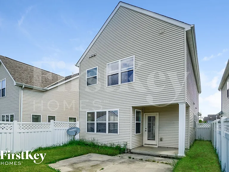 5643 Holly River Ave — Photo 15
