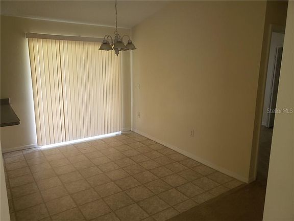 5th image of 861 Greenwood Ave