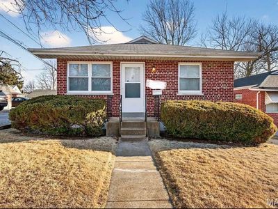 4509 Holly Hills Ave, Saint Louis, MO, 63116