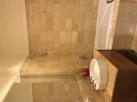 Sold by Amy Craig Real Estate Services LLC | media 21