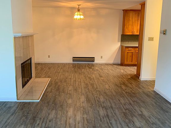 3rd image of 223 25th Ave APT 7