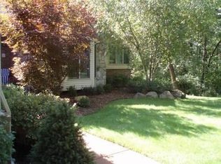 1700 Buell Ct, Oakland, MI 48306