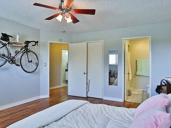 3rd image of 334 Gladys Ave APT 306