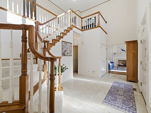 5th image of 8738 Potters Cove Ct