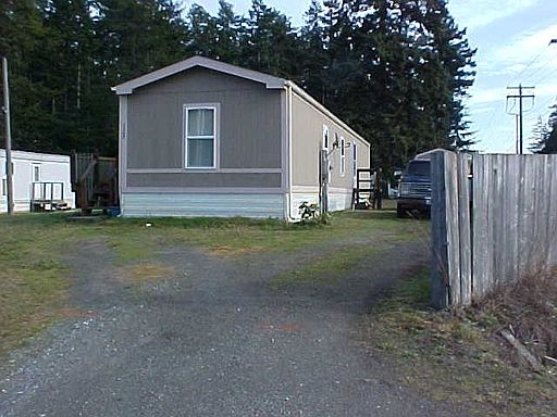 3rd image of 3208 Whitney Dr