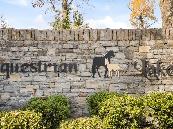 18A Derby Ln, Simpsonville, KY 40067