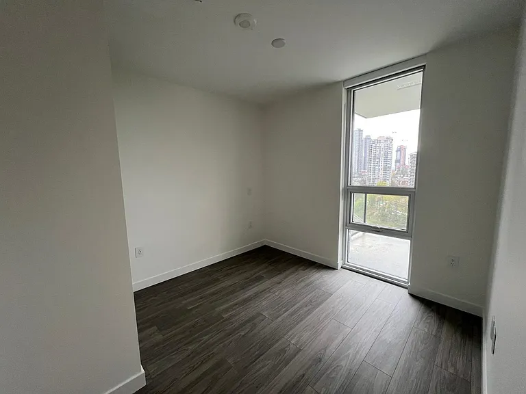 2135 Springer Ave #17XX — Photo 3