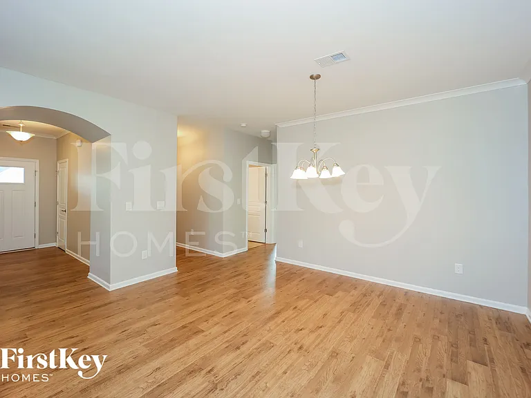 206 Florence Rd — Photo 6