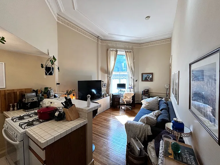 64 Commonwealth Ave #4 — Photo 1