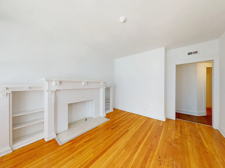 Dining/Living room