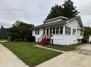 22822 Hayes Rd, Eastpointe, MI 48021