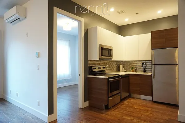 Rented by Rennit Inc. | media 32