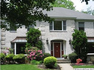 71 Wilzette Dr, Middletown, NJ 07748