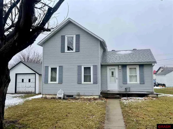 351 S Montgomery Ave, Le Center, MN 56057