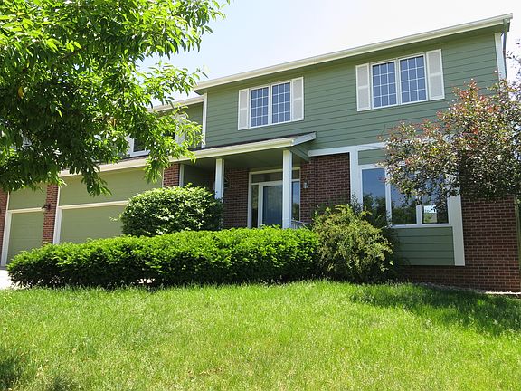 2nd image of 4711 Hillsdale Dr