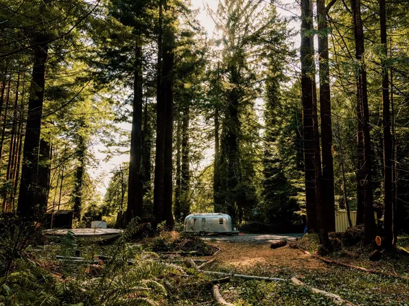 735 6th Ave, Trinidad, CA 95570