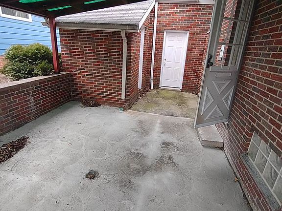 3rd image of 5465 E 133rd St