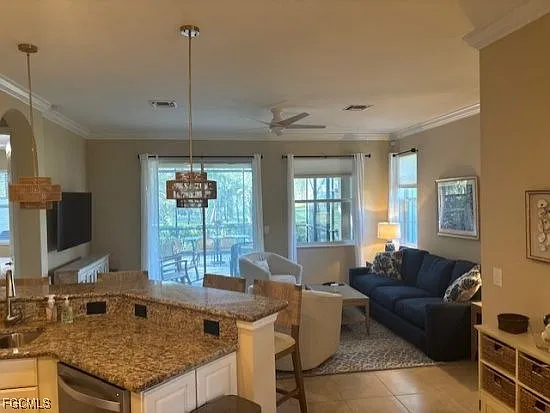 10700 Cetrella Dr — Photo 4
