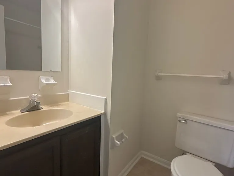 202 Myrtlewood Cir — Photo 14