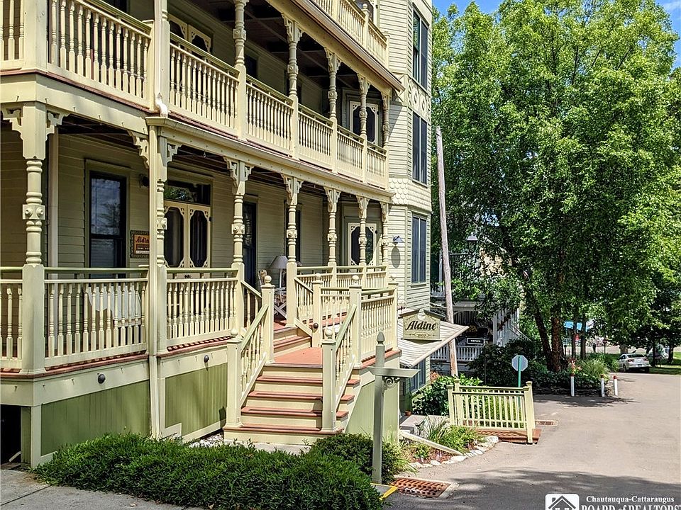 1st image of 20 Simpson Ave #3-C