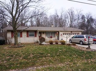 6077 Brookwood Dr, Burton, MI 48509