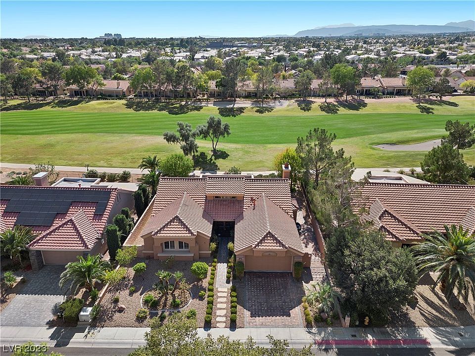 1st image of 9029 Starmount Dr