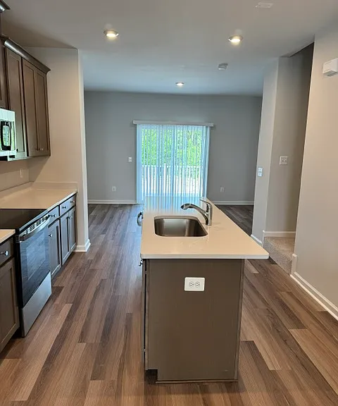 5990 Cling Ln — Photo 2