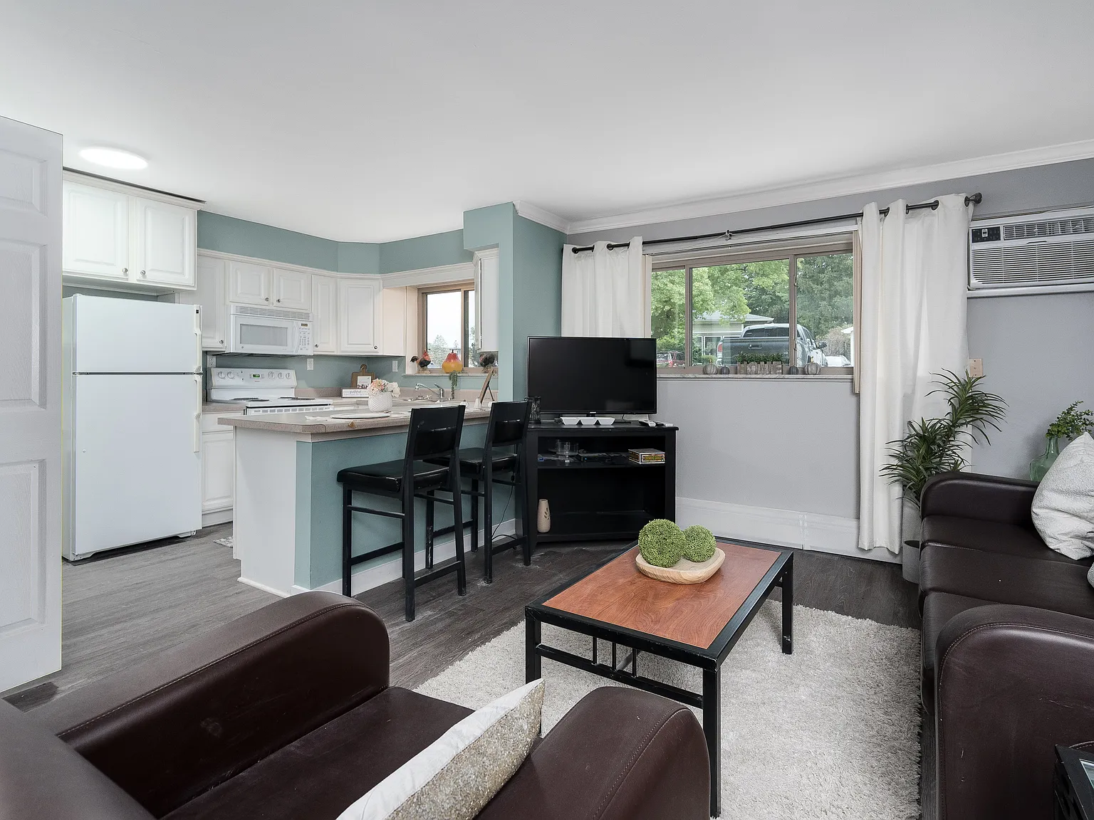 Abbott Pointe Apartments — Photo 1