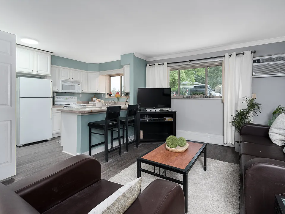 Abbott Pointe Apartments