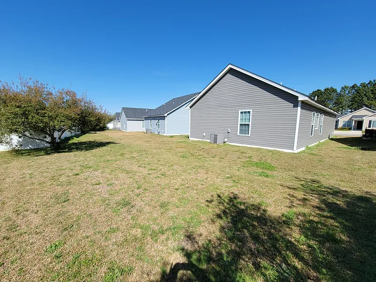1949 Sapphire Rd — Photo 20