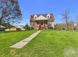 905 Old Oakvale Rd, Princeton, WV 24740