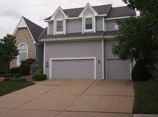 8439 Widmer Rd, Lenexa, KS 66215